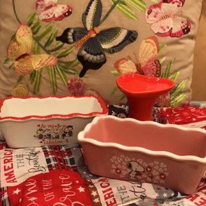 New romantic heart theme containers to add some romance to your table